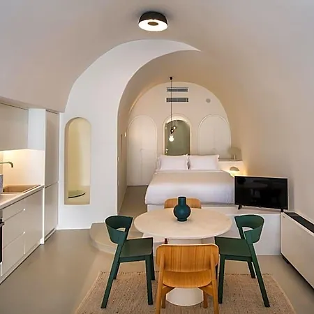 Coconut 3* Santorini Island