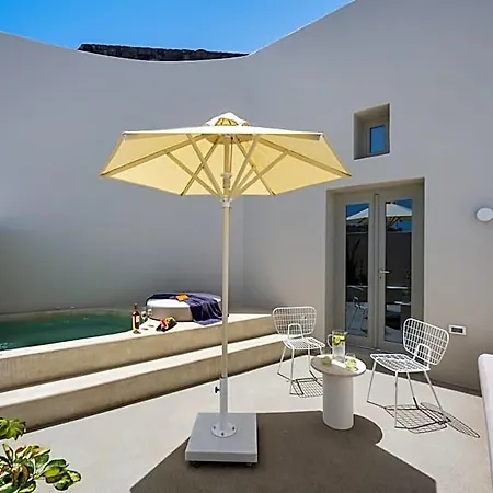 Coconut Hotel
